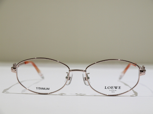神戸三宮　さんプラザコンタクトレンズメガネ店　ＬＯＥＷＥ（ロエベ）のメガネ