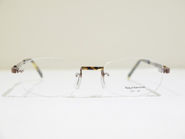 コウベのメガネ　さんプラザコンタクトレンズ メガネ店　カズオカワサキのメガネ