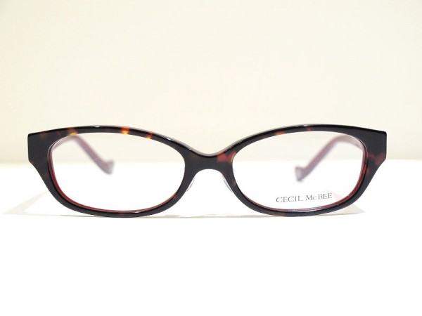 コウベの眼鏡 さんプラザコンタクトレンズ メガネ店　セシルマクビー（CECIL McBEE）のメガネ